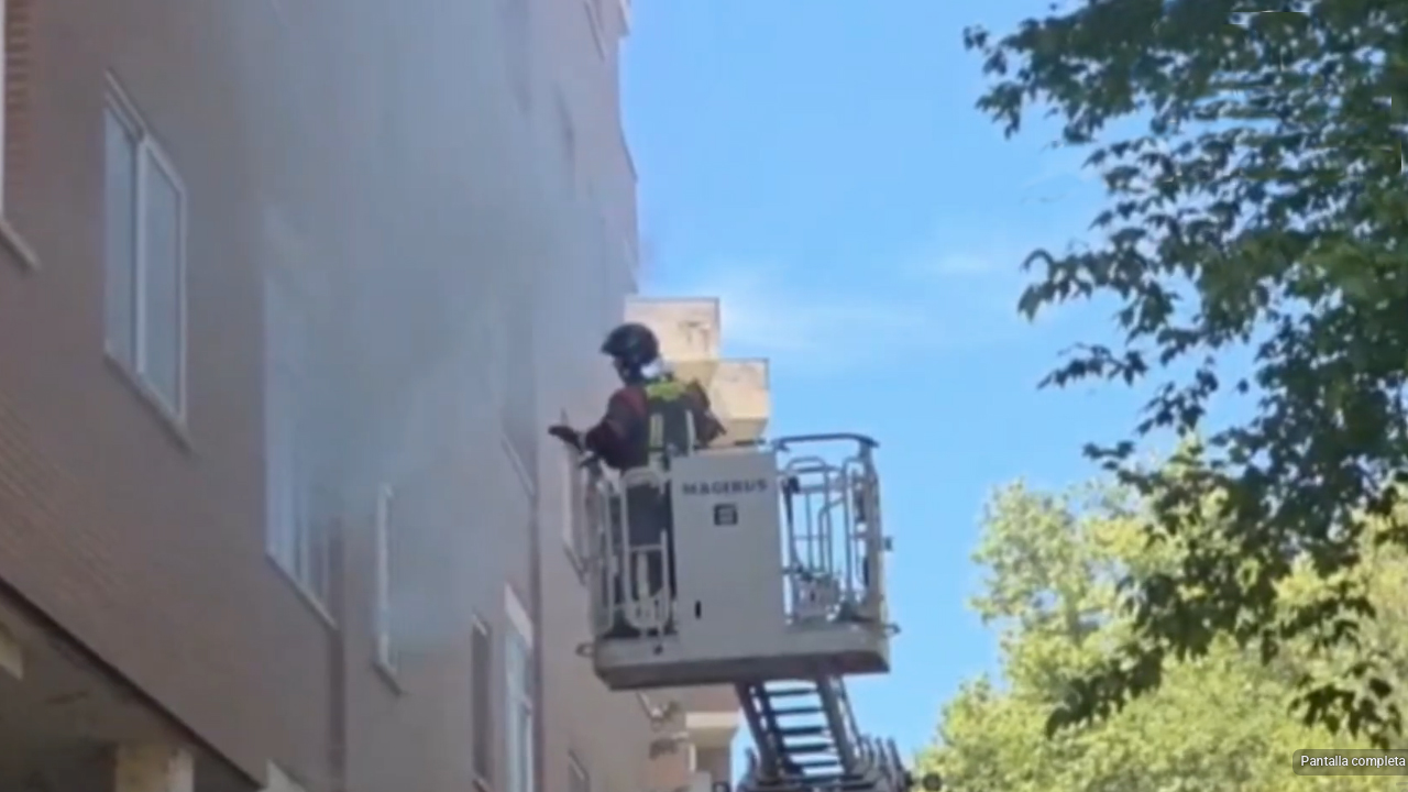 INCENDIO VIVIENDA RONDA DE LOS EMERITOS