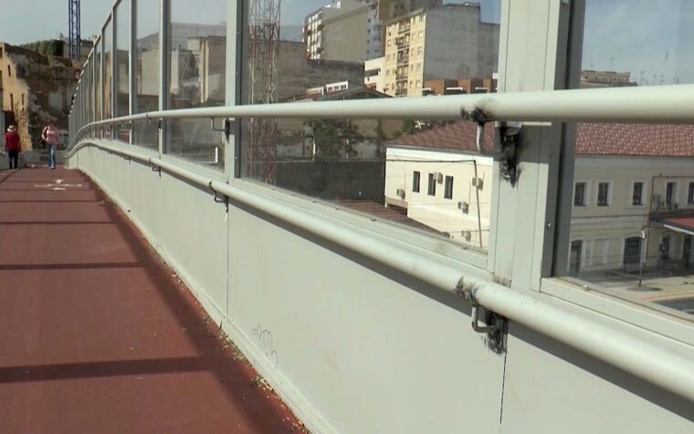 PASARELA ADIF ESTACION TREN SOLDADURAS