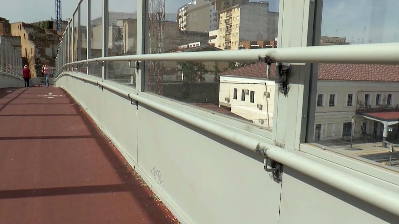 PASARELA ADIF ESTACION TREN SOLDADURAS