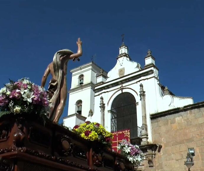SEMANA SANTA 2026 JESUS RESUCITADO DE ESPALDA