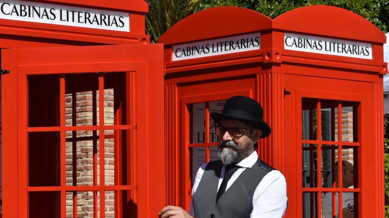 CABINAS LITERARIAS