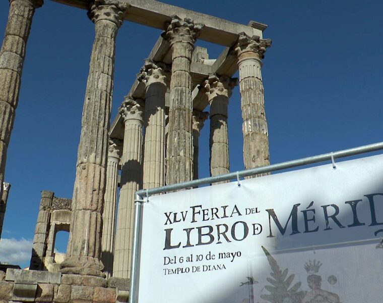 FERIA DEL LIBRO DE MERIDA TEMPLO DIANA