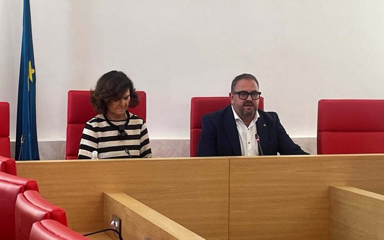 CARMEN CALVO CON EL ALCALDE