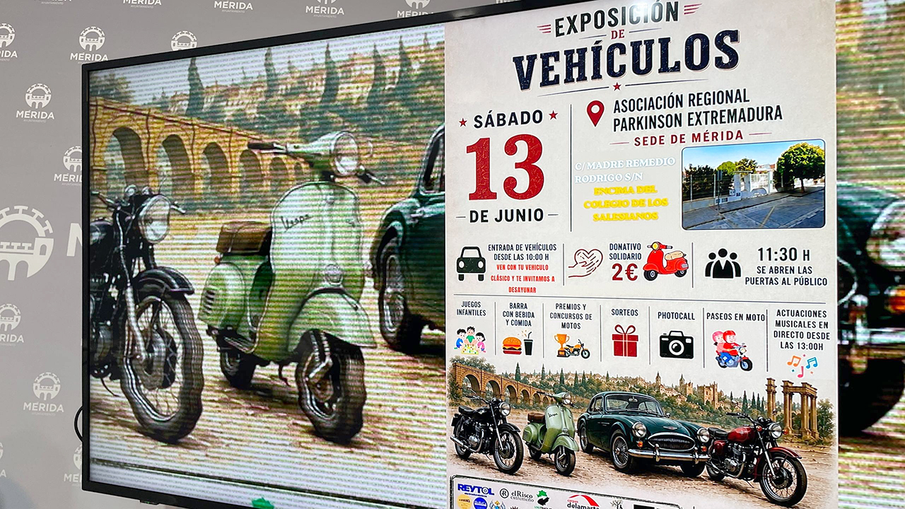 EXPOSICION VEHICULOS VESPA
