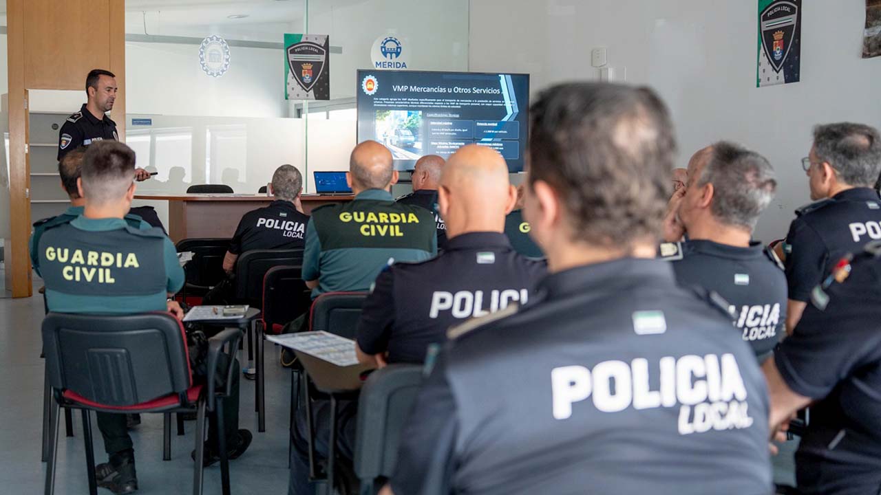 FORMACION VEHICULOS DE MOVILIDAD PERSONAL POLICIA LOCAL Y GUARDIA CIVIL 2