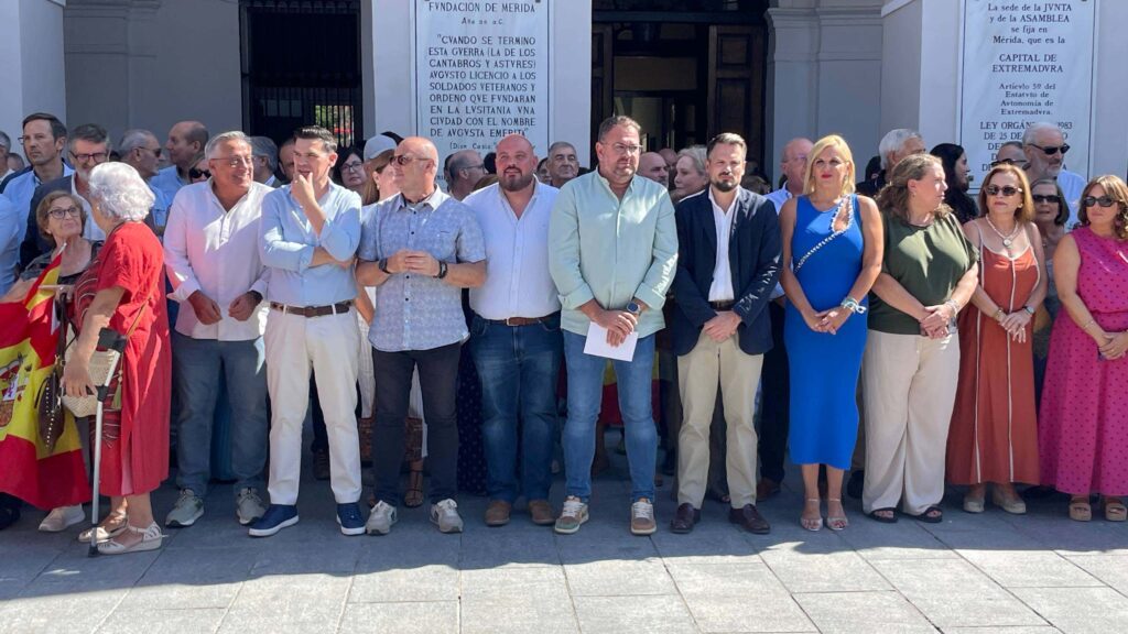 CONCENTRACION MERIDA CON CEUTA 1