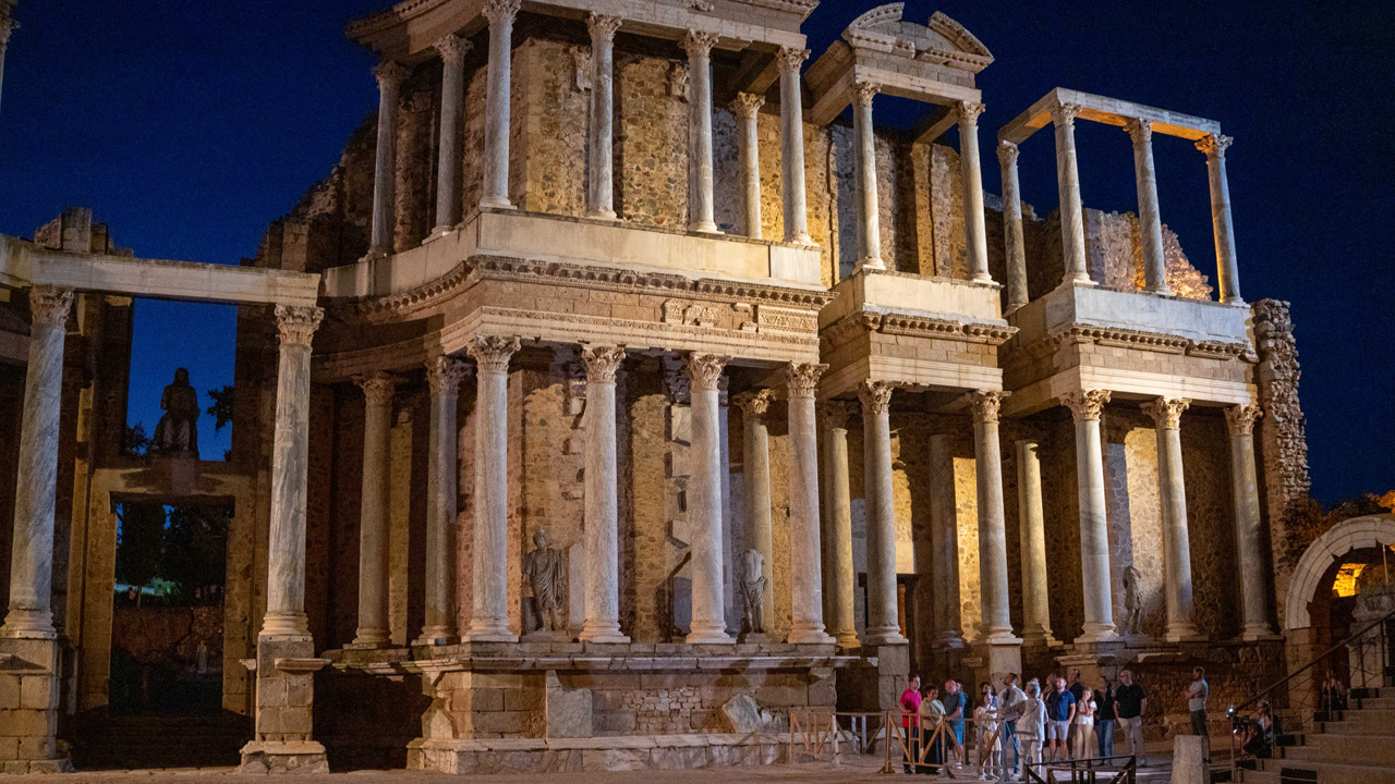 VISITAS TEATRO ROMANO