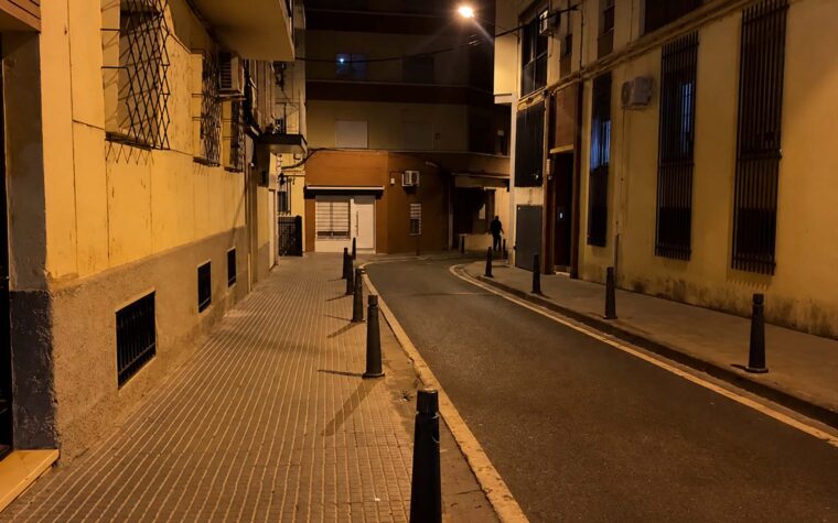 CALLE ADRIANO NOCHE
