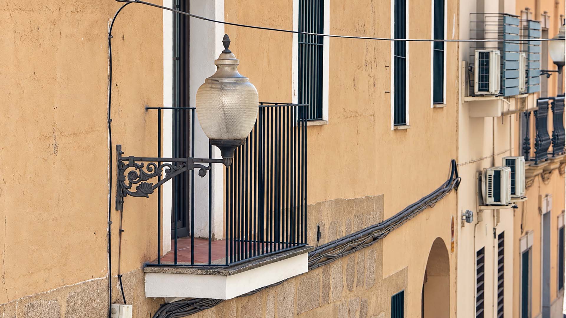 FAROLA CALLE