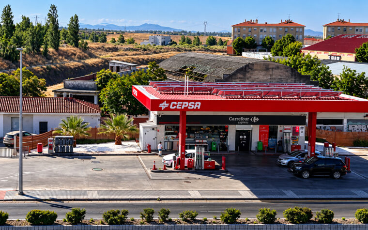 GASOLINERA CEPSA REINA SOFIA