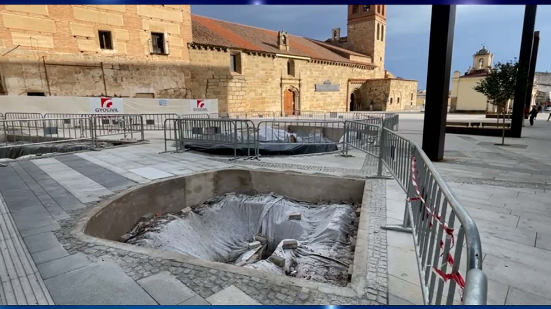PLAZA DE SANTA EULALIA CON YACIMIENTO ARQUEOLOGICO